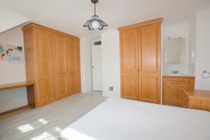 Photo 10- click for photo gallery